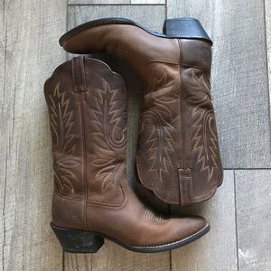 Ariat Women's Heritage Brown Cowboy Boots Sz. 7B